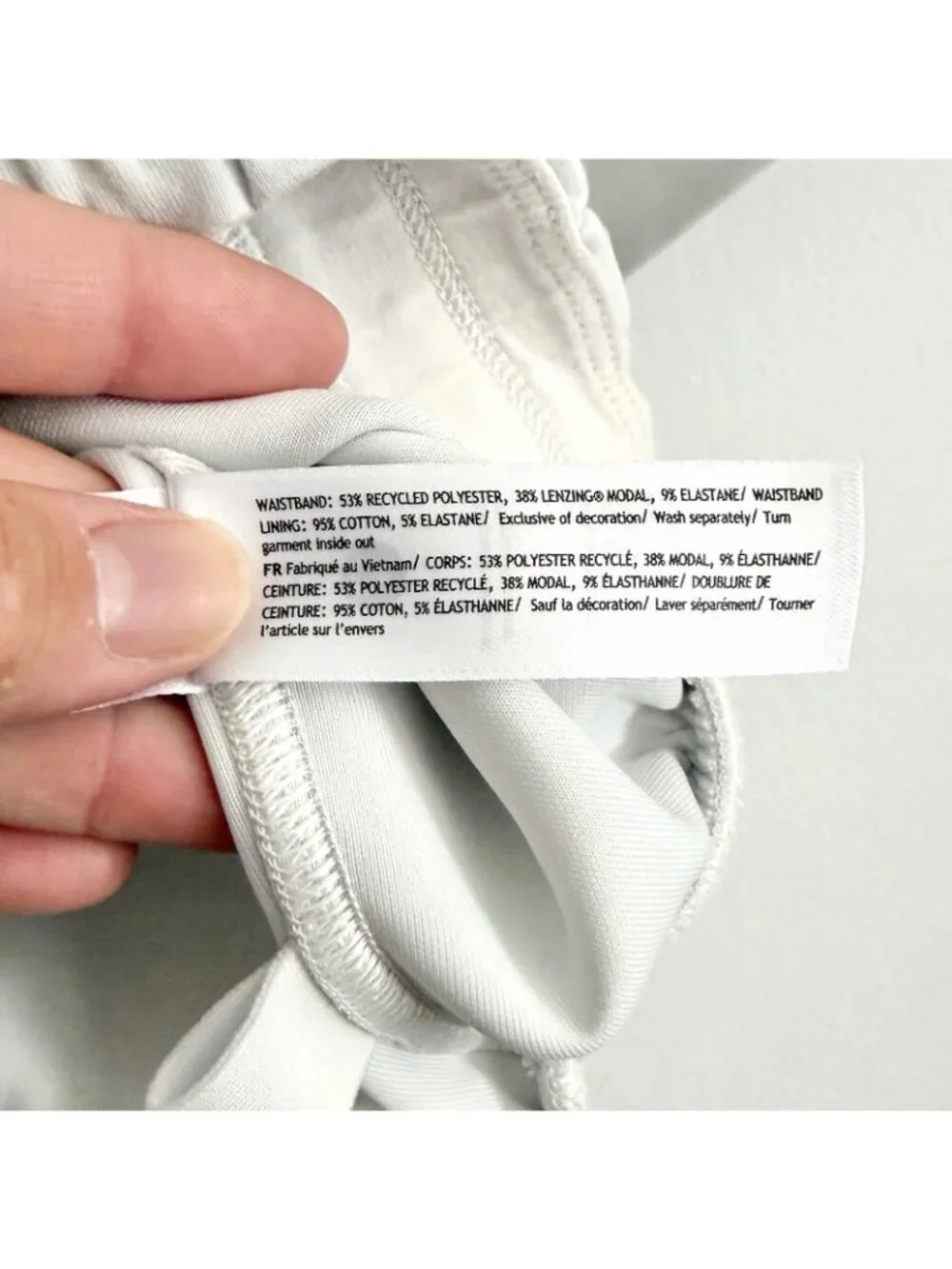 Lululemon White Softstreme Gathered Short Sleeve Shirt Cropped Women’s Size 12